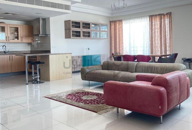 965933 - Property Main Image