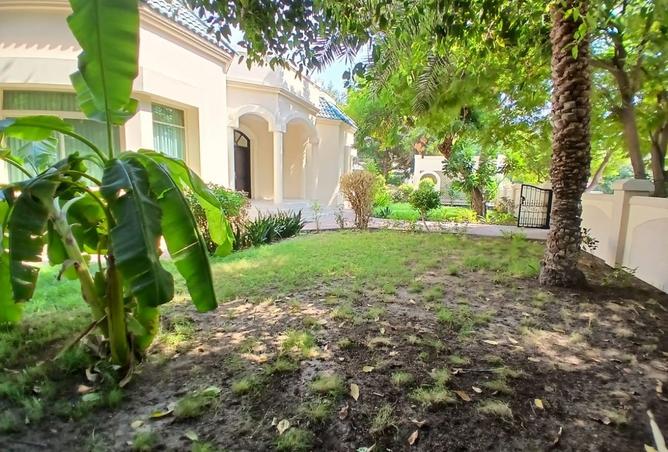 960015 - Property Image 2