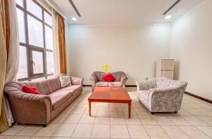 Apartment - Studio - 1 Bathroom for rent in Hoora - Capital Governorate