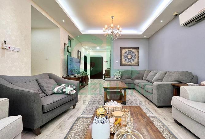 961471 - Property Image 2