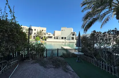 فيلا - 2 غرف نوم - 3 حمامات للايجار في مدينة المرسى - أمواج - المحرق