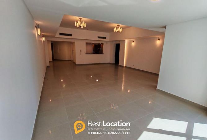 964223 - Property Image 2