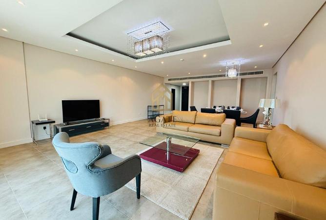 951452 - Property Image 2