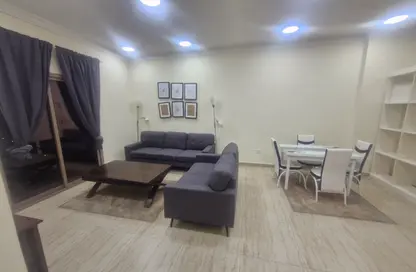 Apartment - 1 Bedroom - 2 Bathrooms for rent in Busaiteen - Muharraq Governorate
