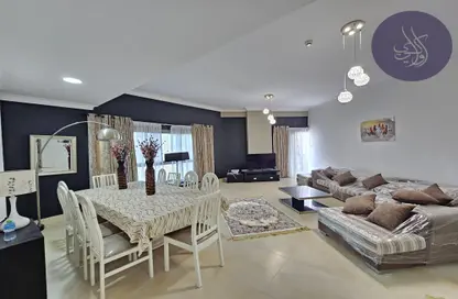 Apartment - 2 Bedrooms - 3 Bathrooms for rent in Al Juffair - Capital Governorate