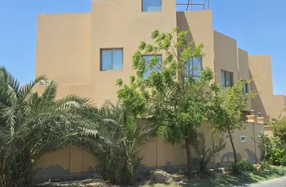 Villa - 5 Bedrooms - 7 Bathrooms for sale in Eker - Central Governorate