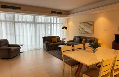 Apartment - 2 Bedrooms - 3 Bathrooms for rent in Busaiteen - Muharraq Governorate