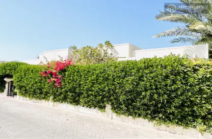 Villa - 3 Bedrooms - 4 Bathrooms for rent in Saar - Northern Governorate