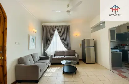 Apartment - 2 Bedrooms - 2 Bathrooms for rent in Mahooz - Manama - Capital Governorate