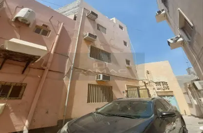 عمارة بالكامل - 4 غرف نوم - 8 حمامات للبيع في المحرق - المحرق