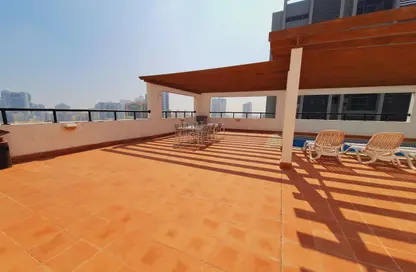 Apartment - 2 Bedrooms - 3 Bathrooms for rent in Al Juffair - Capital Governorate