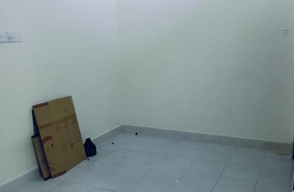 Apartment - 1 Bedroom - 1 Bathroom for rent in Gudaibiya - Manama - Capital Governorate