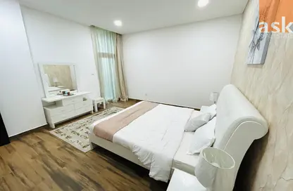 Apartment - 2 Bedrooms - 2 Bathrooms for rent in Reef Island - Capital Governorate