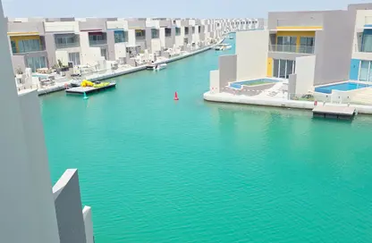 فيلا - 4 غرف نوم - 5 حمامات للايجار في النسيم - ديار المحرق - المحرق