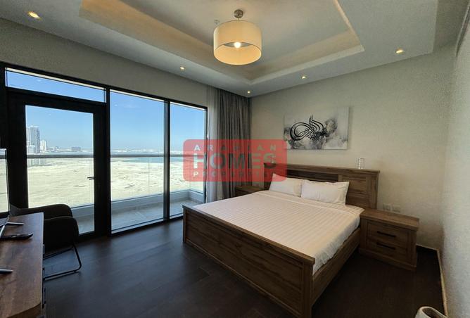 967044 - Property Image 3