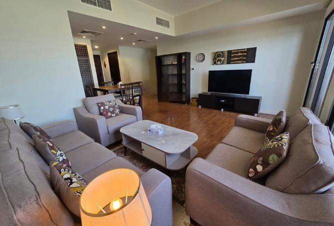 957513 - Property Image 2