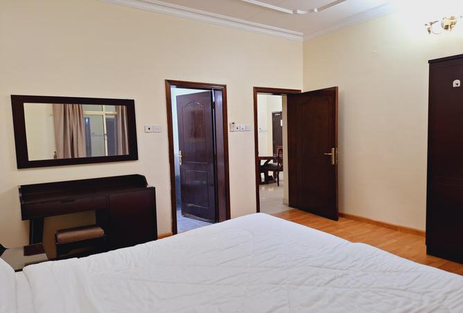 957657 - Property Image 2
