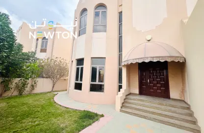 فيلا - 4 غرف نوم - 3 حمامات للايجار في الجنبية - المحافظة الشمالية