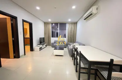 Apartment - 2 Bedrooms - 3 Bathrooms for rent in Hidd - Muharraq Governorate