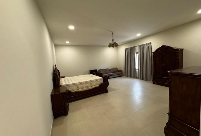 963511 - Property Image 3