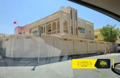 Outdoor Building image for: Villa - 6 Bedrooms - 5 Bathrooms for sale in Bu Kowarah - Riffa - Southern Governorate, Image 1