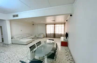 Duplex - 3 Bedrooms - 3 Bathrooms for rent in Tubli - Central Governorate