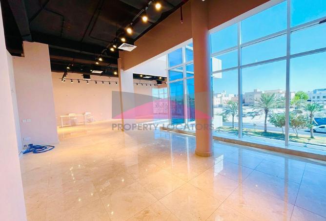 953086 - Property Image 2