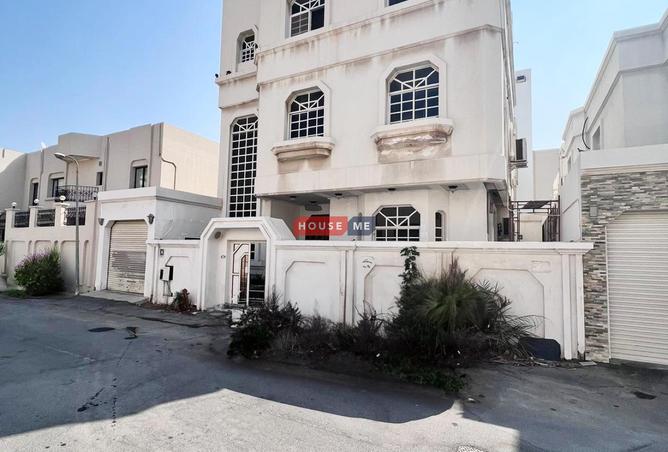 891097 - Property Image 2