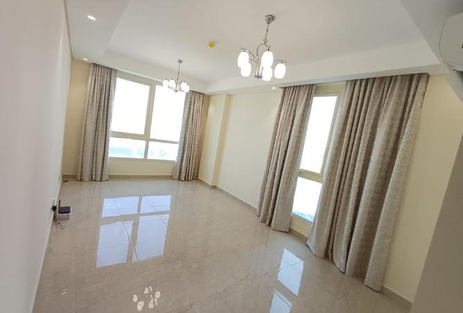 990055 - Property Image 3