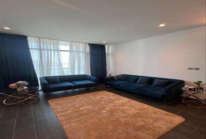 945855 - Property Image 2