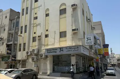 عمارة بالكامل - استوديو - 6 حمامات للبيع في القضيبية - المنامة - محافظة العاصمة