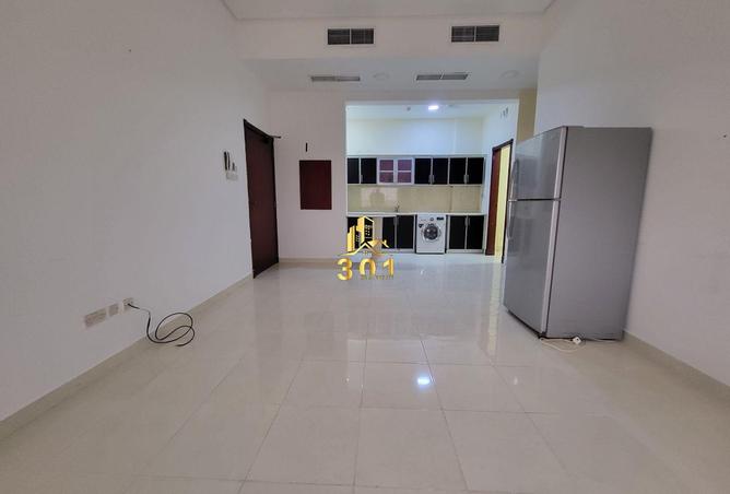 961003 - Property Image 2