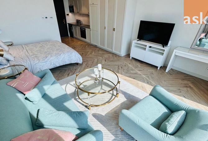 972387 - Property Main Image