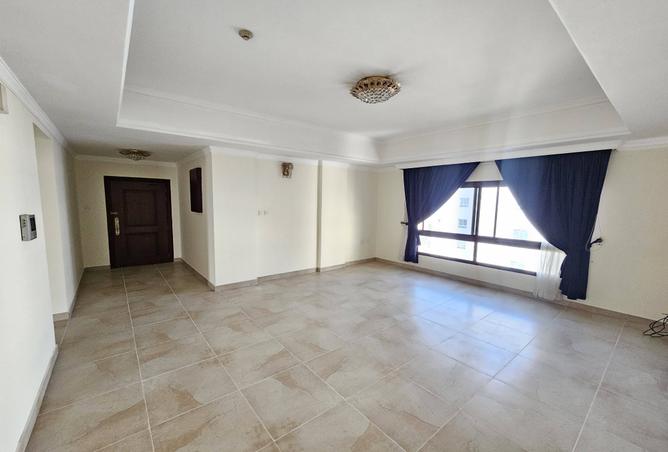 972180 - Property Image 2