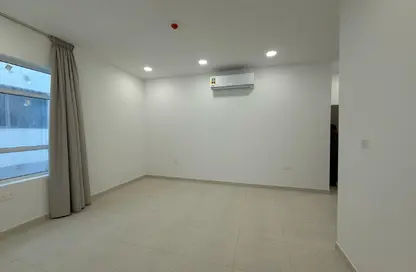 Apartment - 2 Bedrooms - 2 Bathrooms for rent in Tubli - Central Governorate