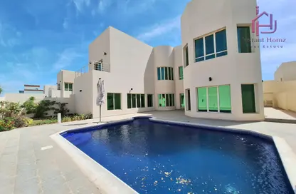فيلا - 4 غرف نوم - 5 حمامات للايجار في الجنبية - المحافظة الشمالية