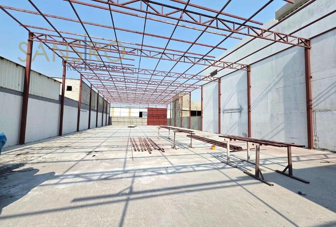 988692 - Property Image 2