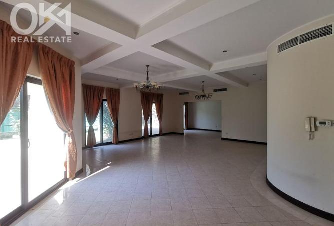 976764 - Property Image 2