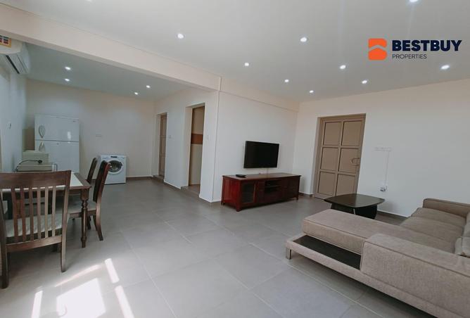 955936 - Property Image 2