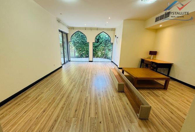 948692 - Property Image 2