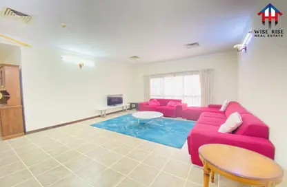 Apartment - 3 Bedrooms - 3 Bathrooms for rent in Um Al Hasam - Manama - Capital Governorate