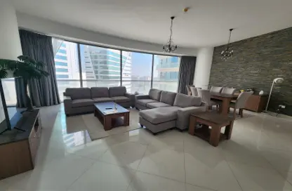 Apartment - 2 Bedrooms - 3 Bathrooms for rent in Sanabis - Manama - Capital Governorate