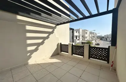 فيلا - 5 غرف نوم - 6 حمامات للايجار في ديار المحرق - المحرق