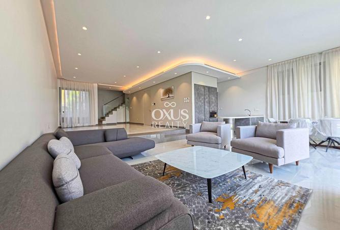 985044 - Property Image 2