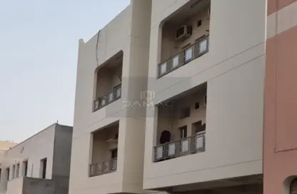عمارة بالكامل - 8 غرف نوم - 8 حمامات للبيع في توبلي - المحافظة الوسطى