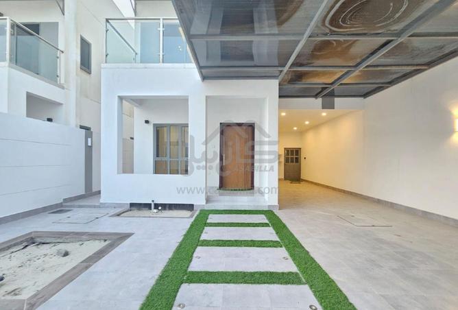 982858 - Property Image 3