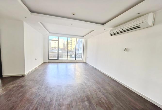 973946 - Property Image 2