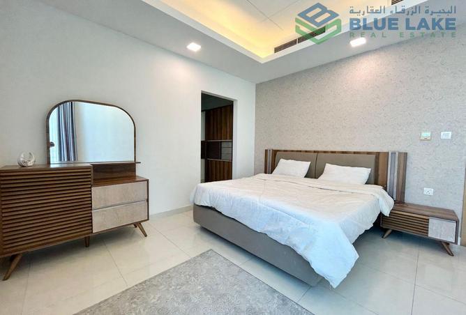 954407 - Property Image 2