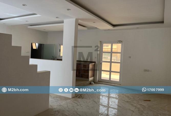 953840 - Property Image 2