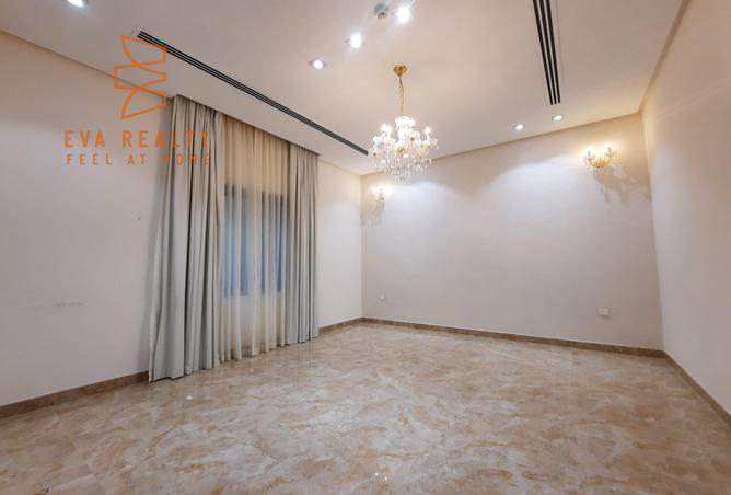 956846 - Property Image 3